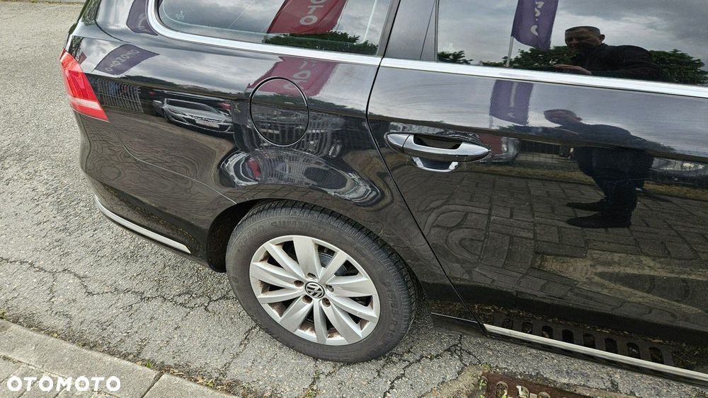 Volkswagen Passat Variant 2.0 TDI DSG BlueMotion Technology Trendline - 16