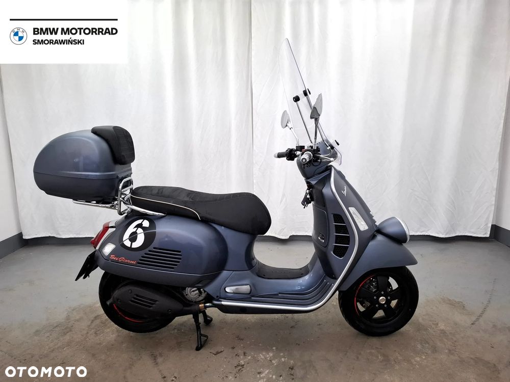 Vespa GTS - 8
