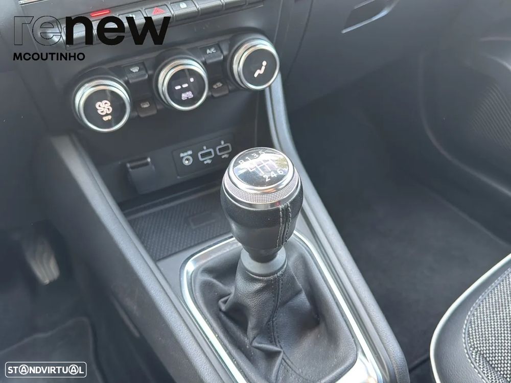 Renault Captur 1.0 TCe Techno - 17