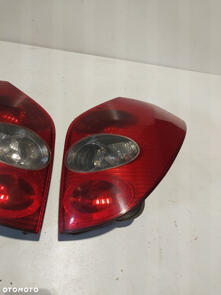 Renault Laguna II kombi tylna lampa tył prawa lewa prawy lewy - 2