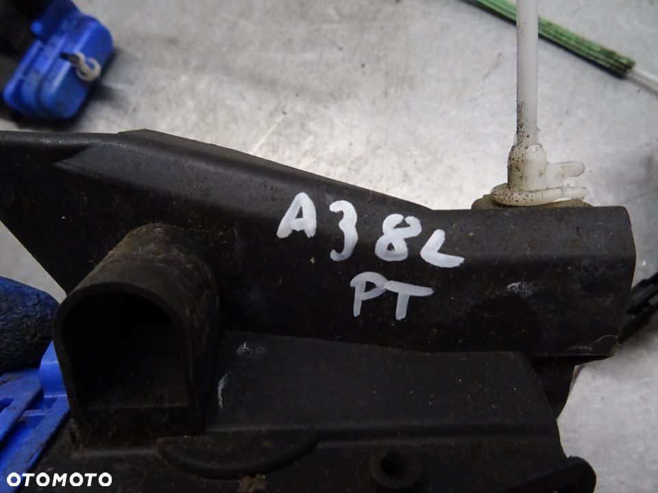 AUDI A3 8L 96-99 HB 5D ZAMEK DRZWI PRAWY PRZÓD PRAWY LEWY  TYŁ - 6