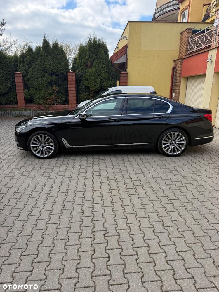 BMW Seria 7 740d xDrive - 2