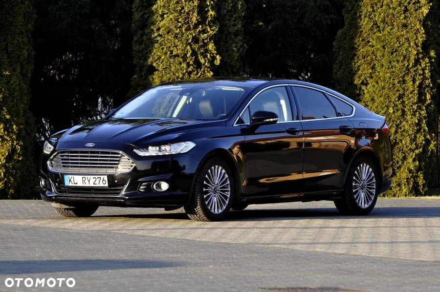 Ford Mondeo 2.0 EcoBoost STart-Stopp Autom Titanium - 4