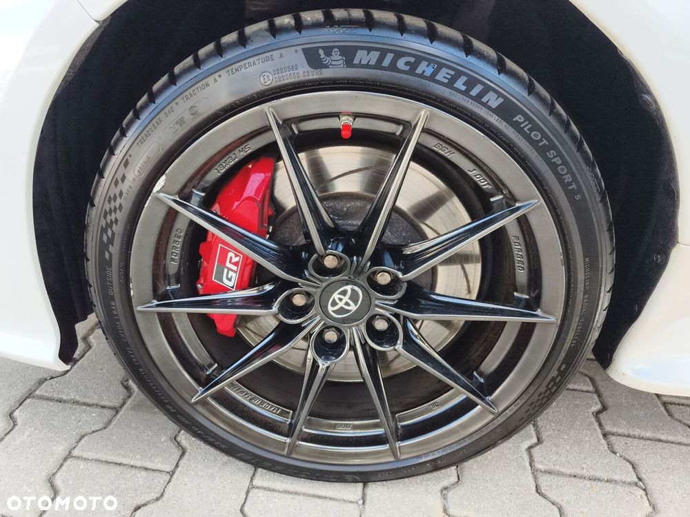 Toyota Yaris - 17