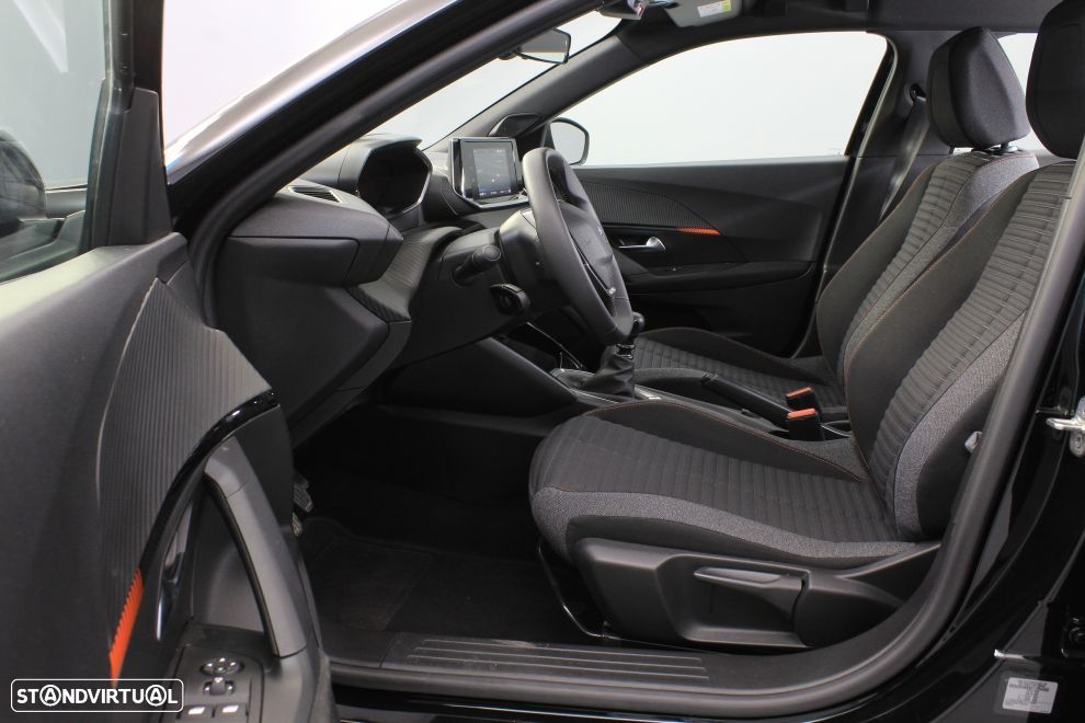 Peugeot 2008 1.2 PureTech Active Pack - 22