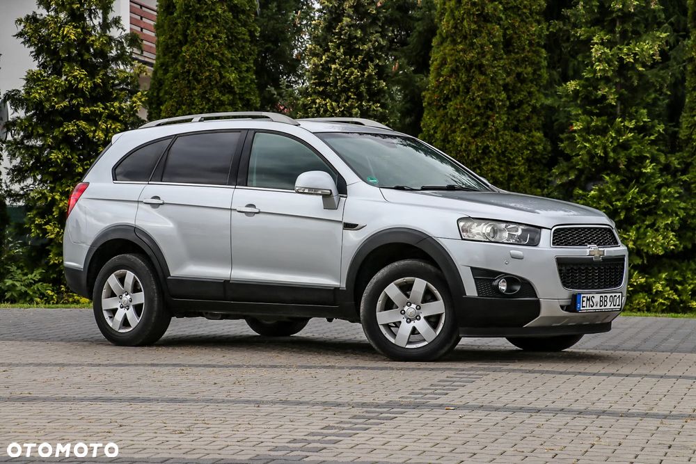 Chevrolet Captiva 2.2 D LS+ - 9