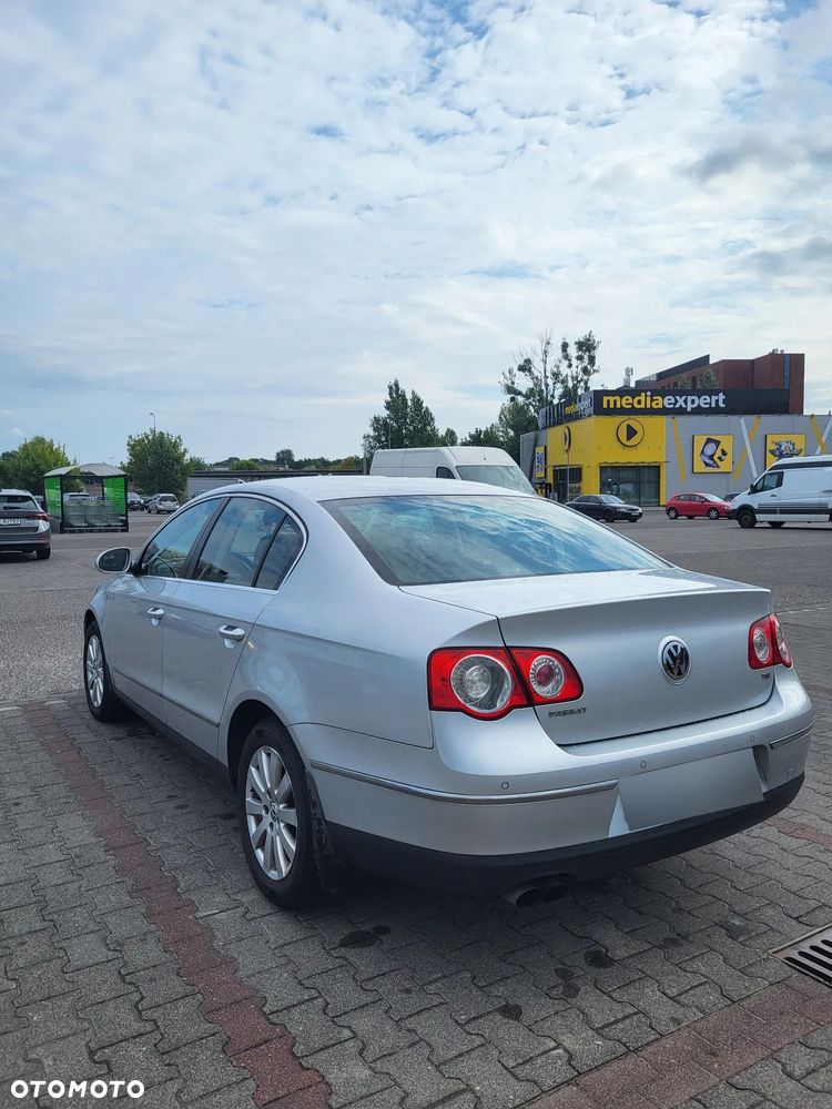 Volkswagen Passat 1.8 TSI Trendline - 7
