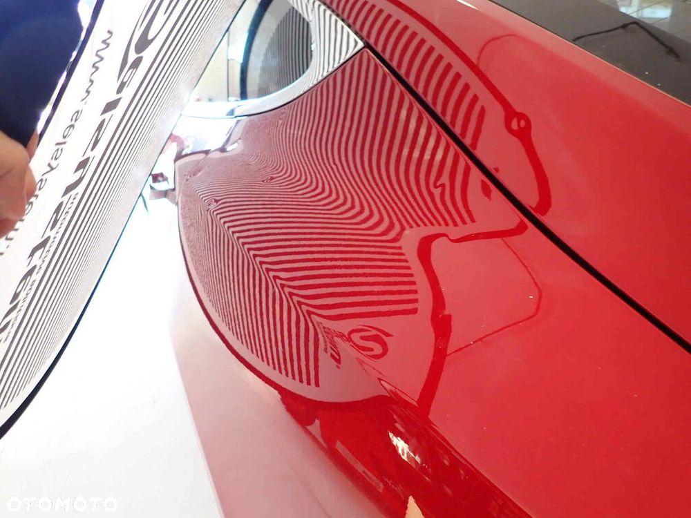 Tesla Model S - 16