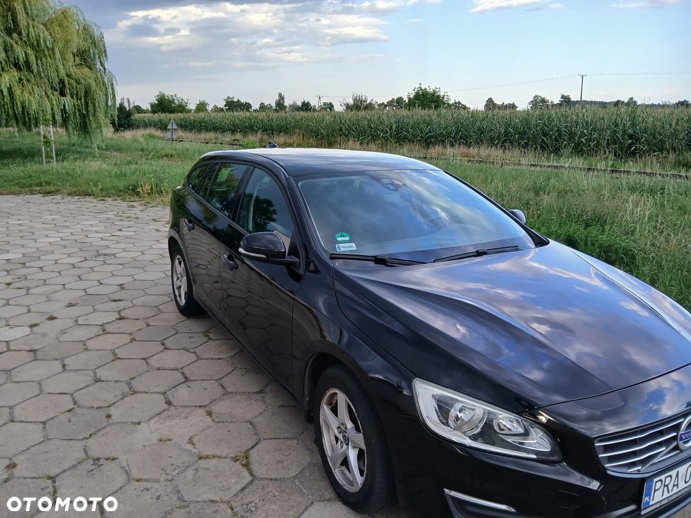Volvo V60 D3 Momentum - 5