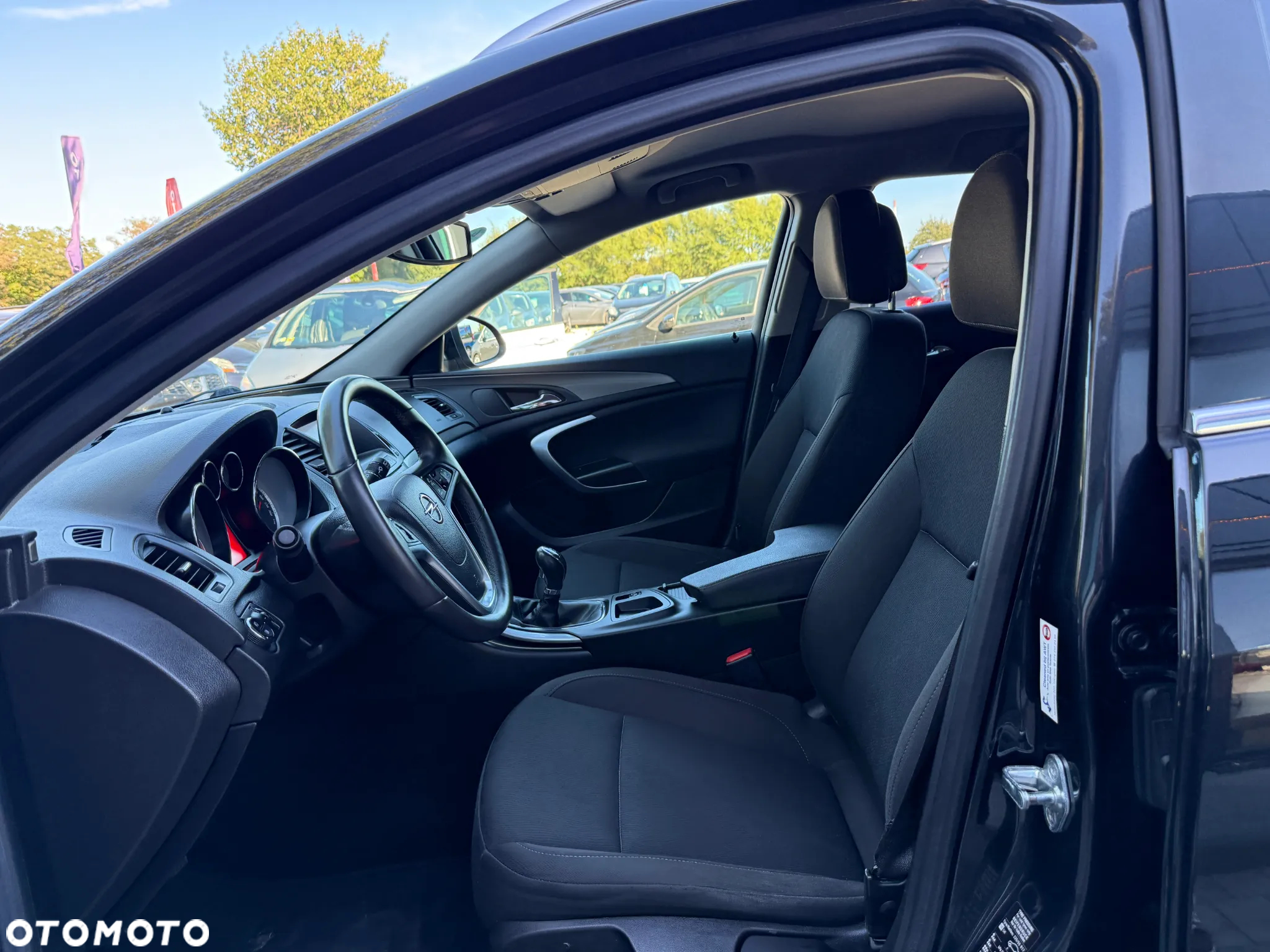 Opel Insignia 1.8 - 25