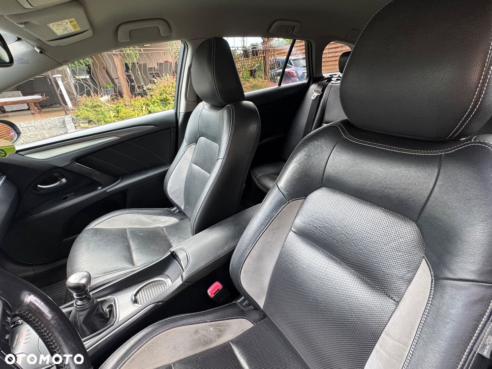 Toyota Avensis 2.0 D-4D Prestige - 9