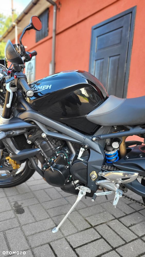 Triumph Street Triple - 8
