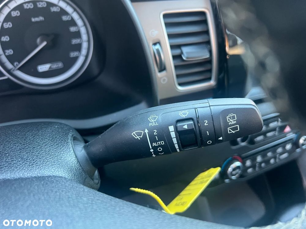 Kia Niro 1.6 GDI 2WD Vision - 13