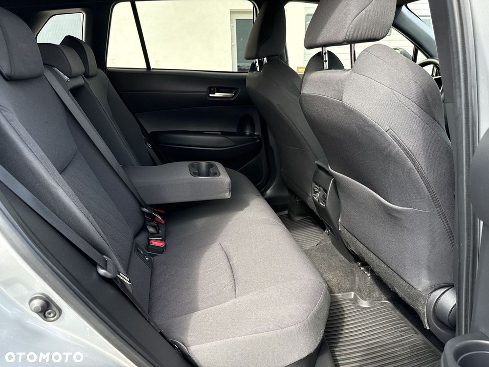 Toyota Corolla Cross - 8
