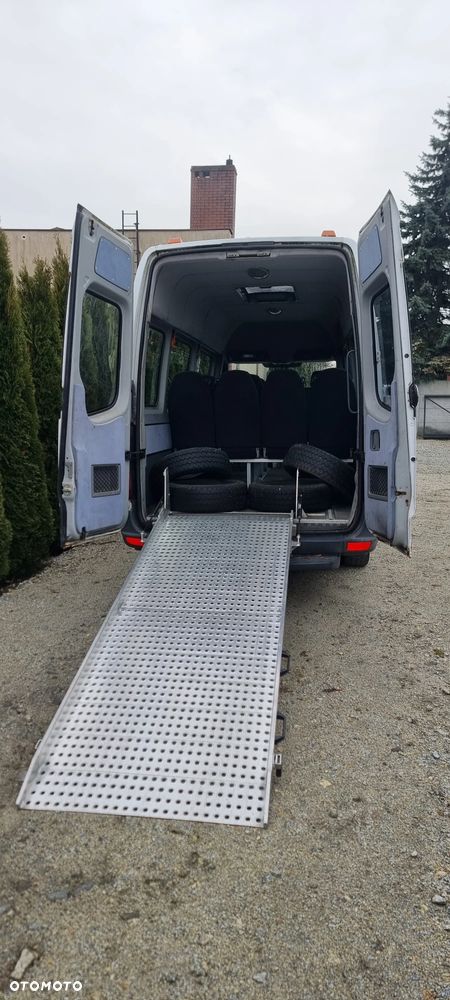 Mercedes-Benz sprinter 906 - 10