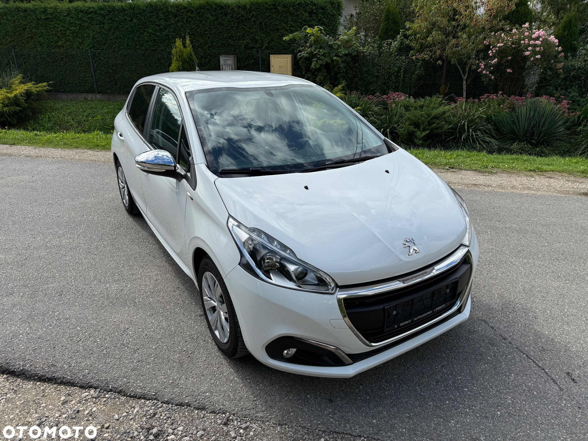 Peugeot 208 1.2 PureTech Style - 9