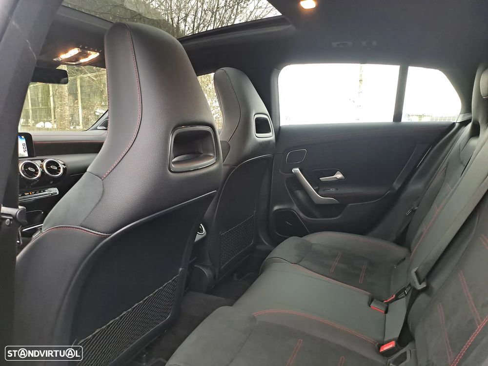 Mercedes-Benz CLA 180 d 8G-DCT AMG Line - 10