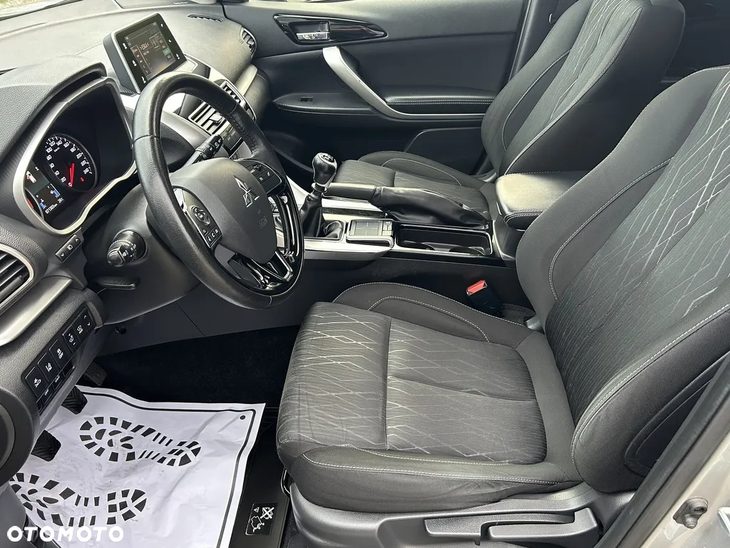 Mitsubishi Eclipse Cross - 5