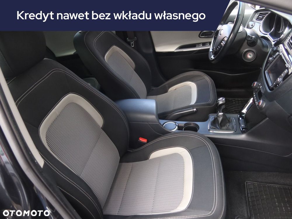 Kia Ceed - 11
