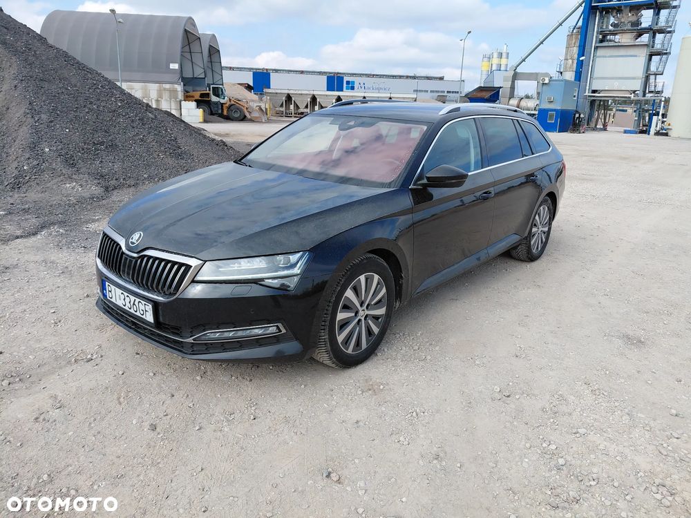 Skoda Superb 2.0 TDI SCR Style DSG - 2