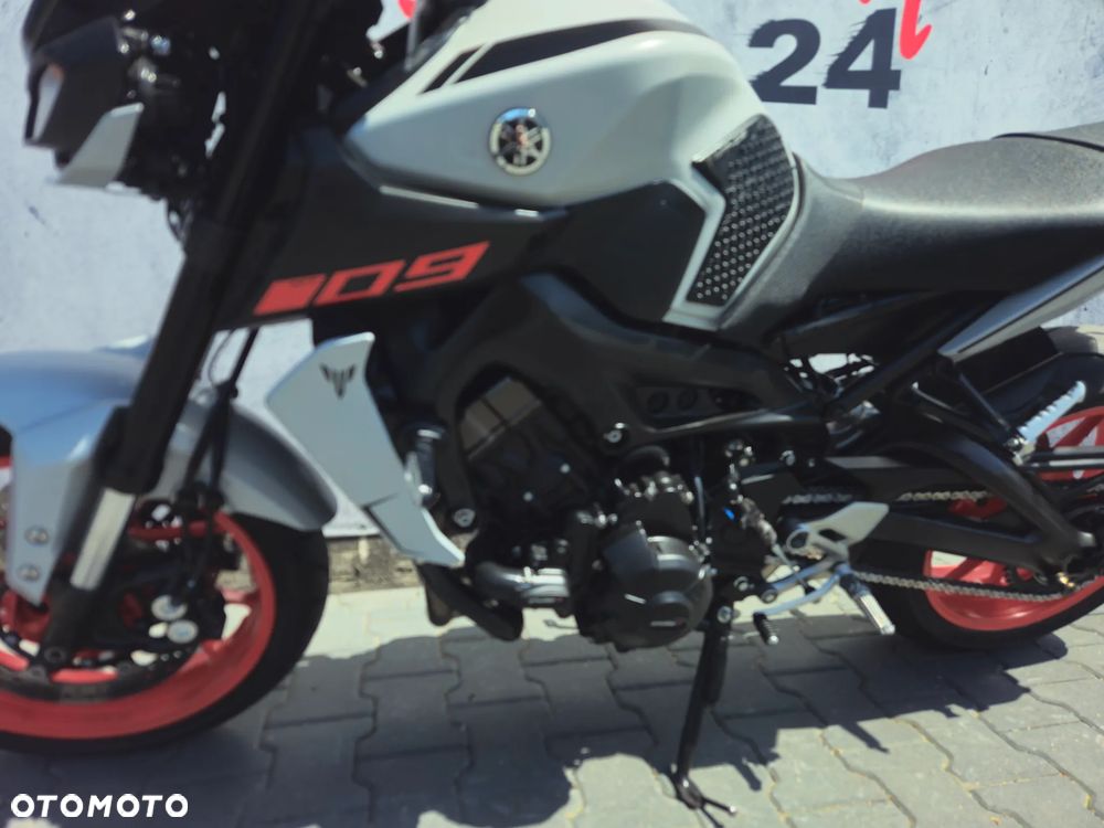 Yamaha MT - 35