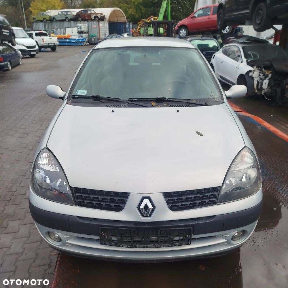 Renault Clio 2 FL na części .