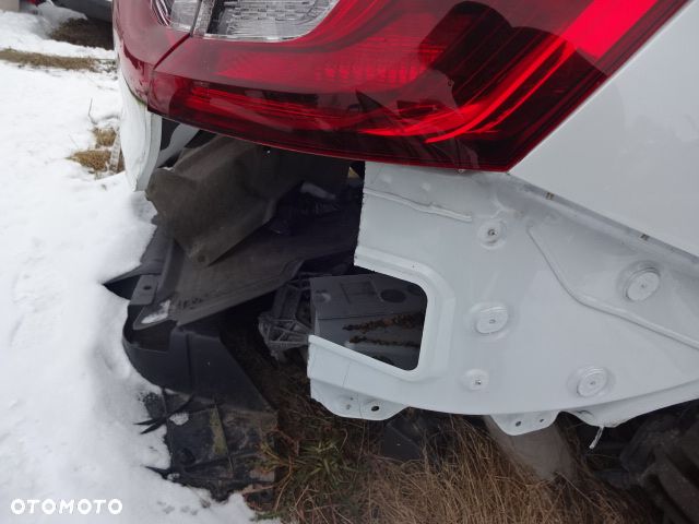 Prawy tylny błotnik Renault Megane IV sedan TEQNC - 3