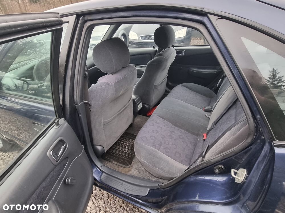 Toyota Corolla 2.0 D-4D Terra - 8