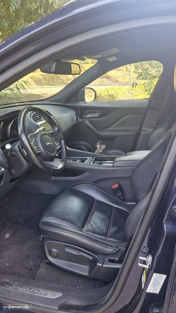 Jaguar F-Pace 2.0 i4D Prestige Aut. - 13