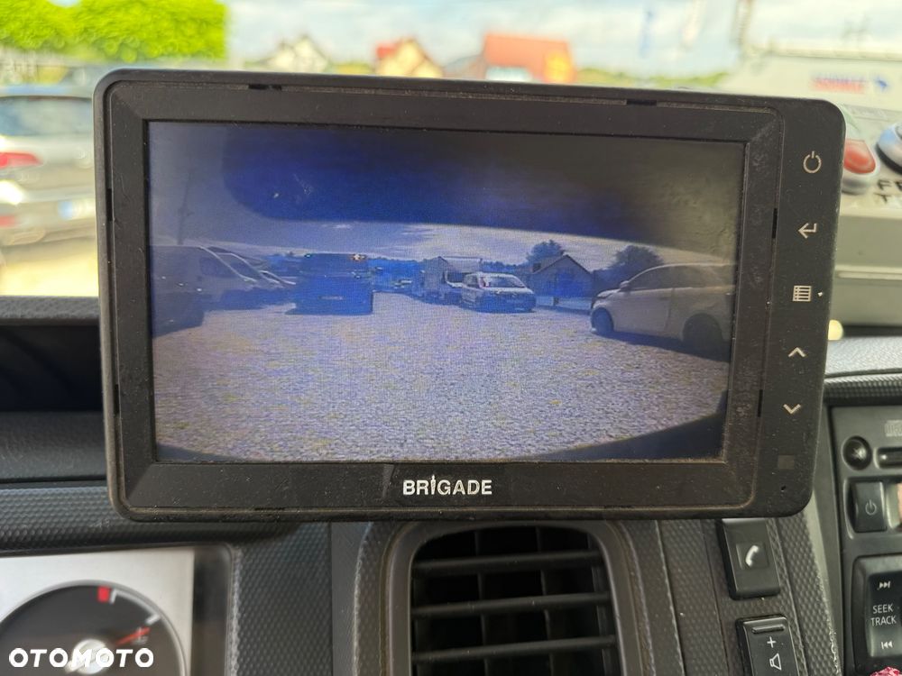 Renault Maxity - 14