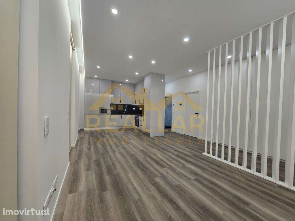 Apartamento T3 Renovado em Aveleda. - Grande imagem: 2/23