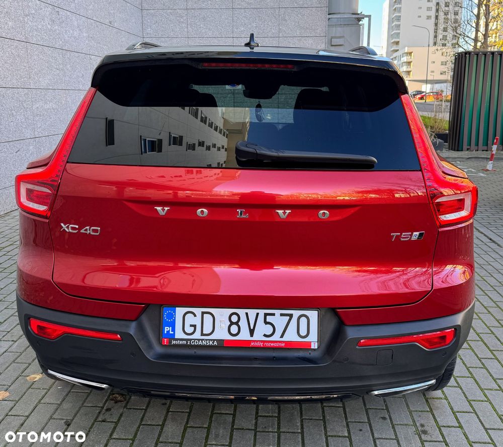 Volvo XC 40 T5 AWD R-Design - 8