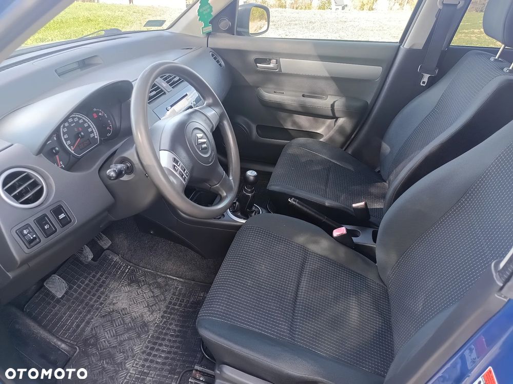 Suzuki Swift 1.3 Comfort dance - 5
