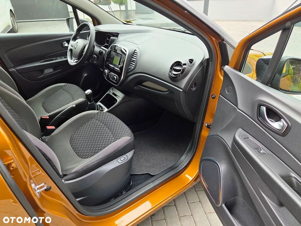 Renault Captur - 32