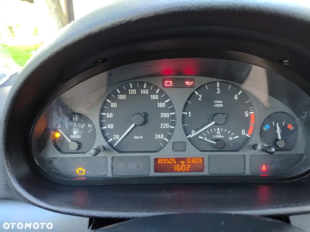 BMW Seria 3 - 18