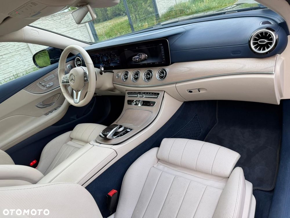 Mercedes-Benz Klasa E 220 d 4-Matic 9G-TRONIC - 10