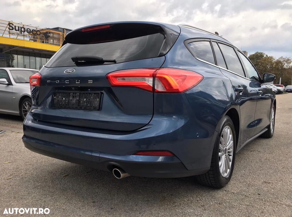 Ford Focus Turnier 1.5 EcoBlue Start-Stopp-System TITANIUM DESIGN - 4