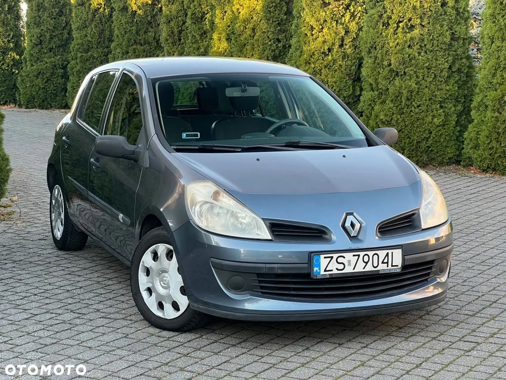 Renault Clio 1.4 Arctica - 4