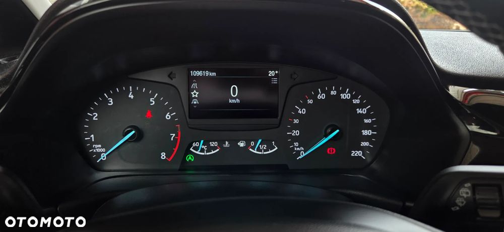 Ford Fiesta 1.0 EcoBoost S&S TITANIUM - 27