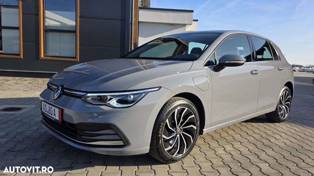 Volkswagen Golf Standard - 13