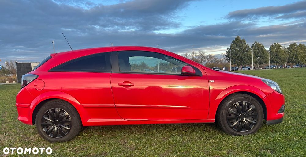 Opel Astra ver-gtc-1-6-edition - 3