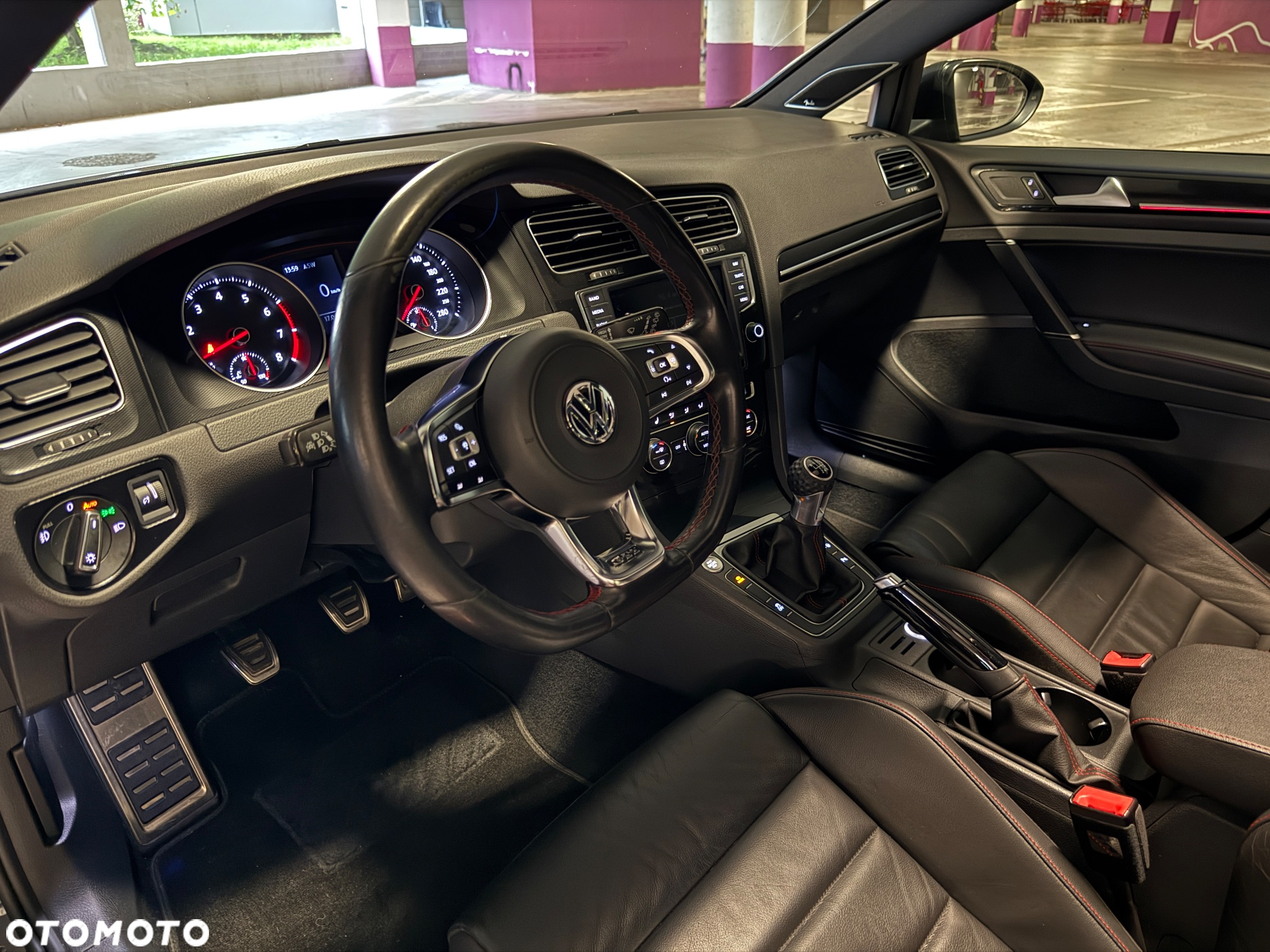 Volkswagen Golf VII 2.0 TSI BMT GTI - 26
