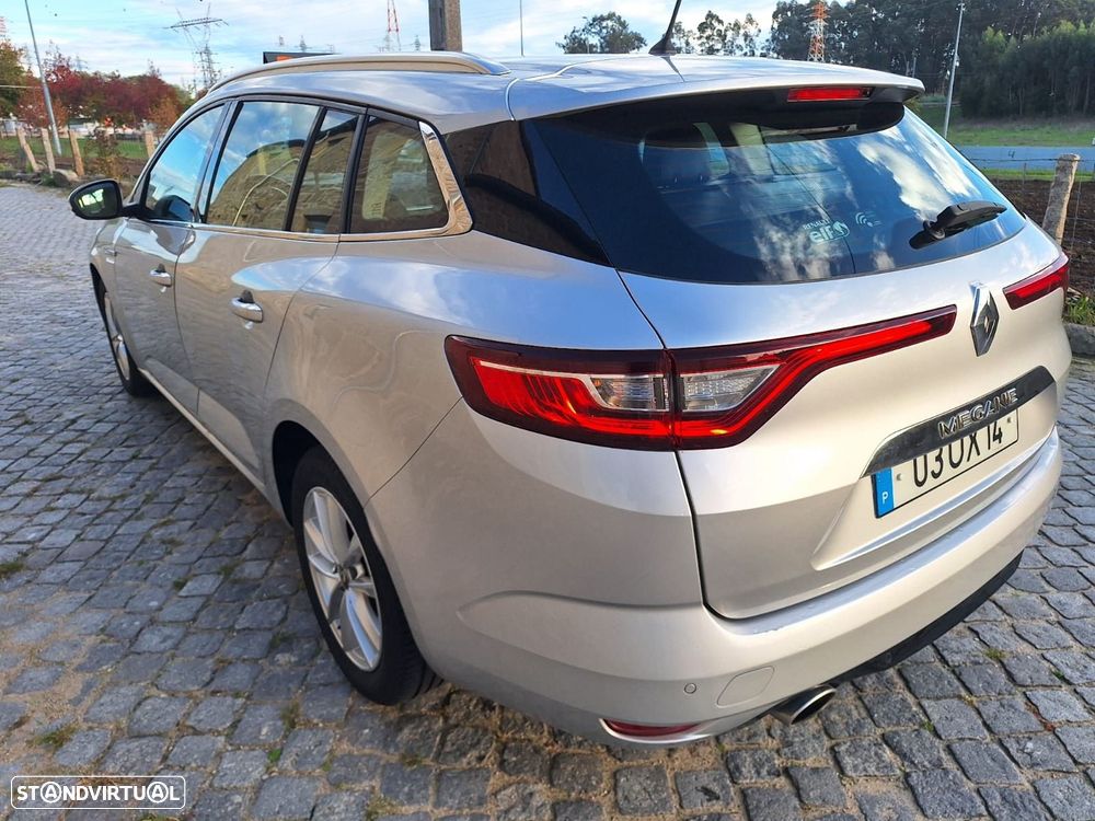 Renault Mégane 1.5 dCi Intens - 25