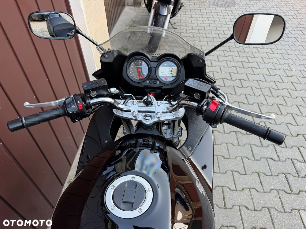 Suzuki Bandit - 27