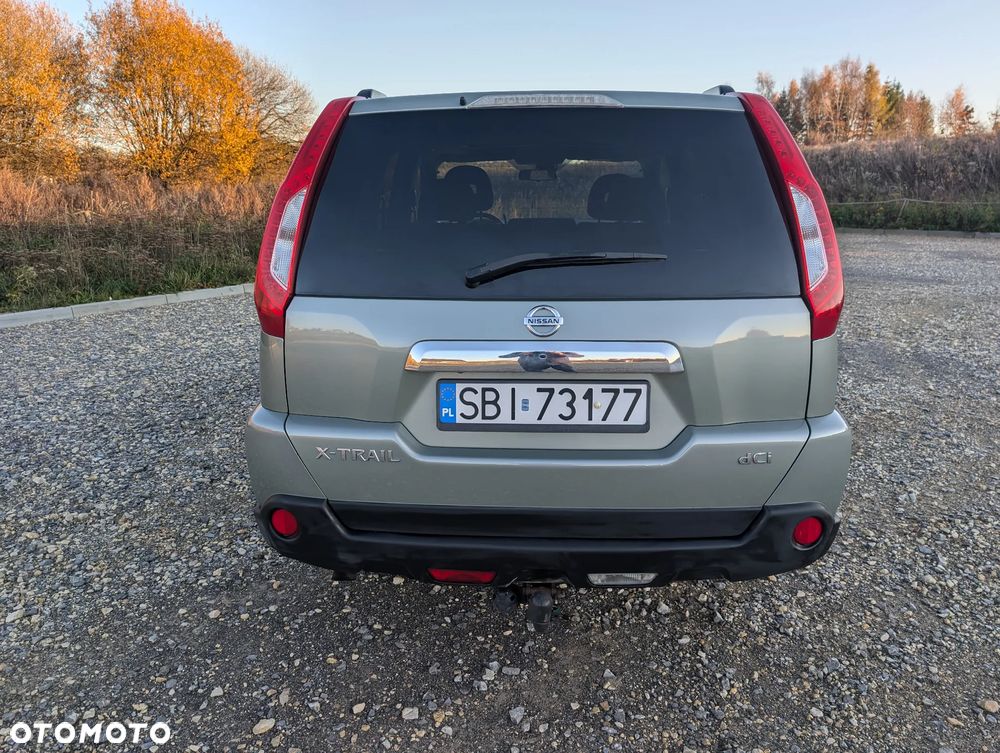 Nissan X-Trail 2.0 dCi XE - 10