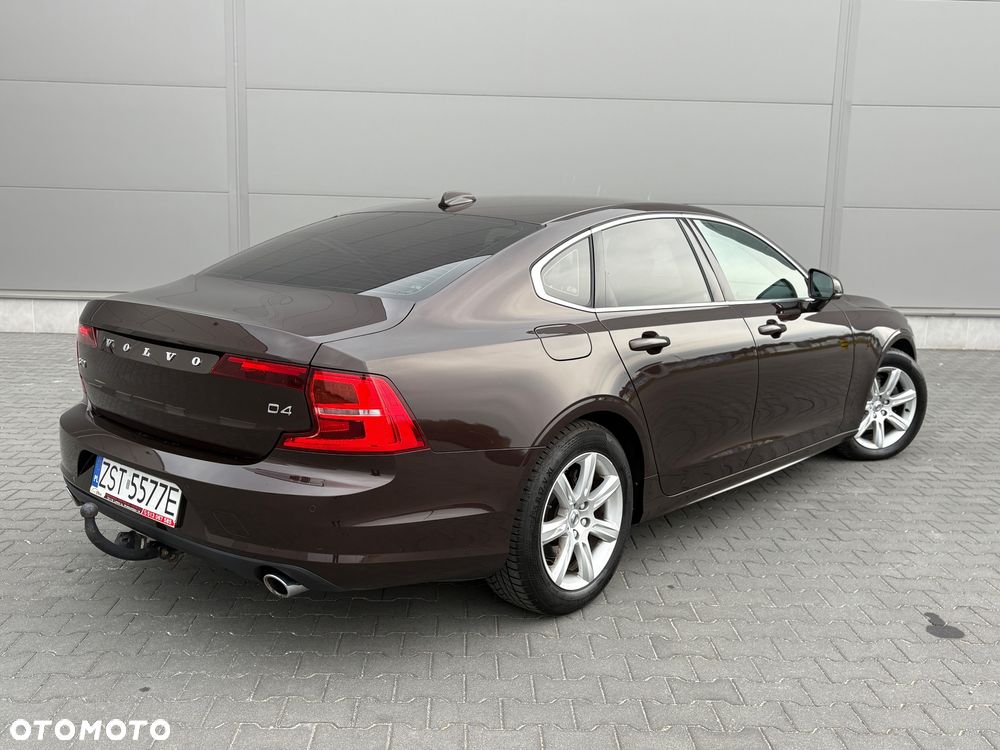 Volvo S90 D4 Momentum Pro - 14