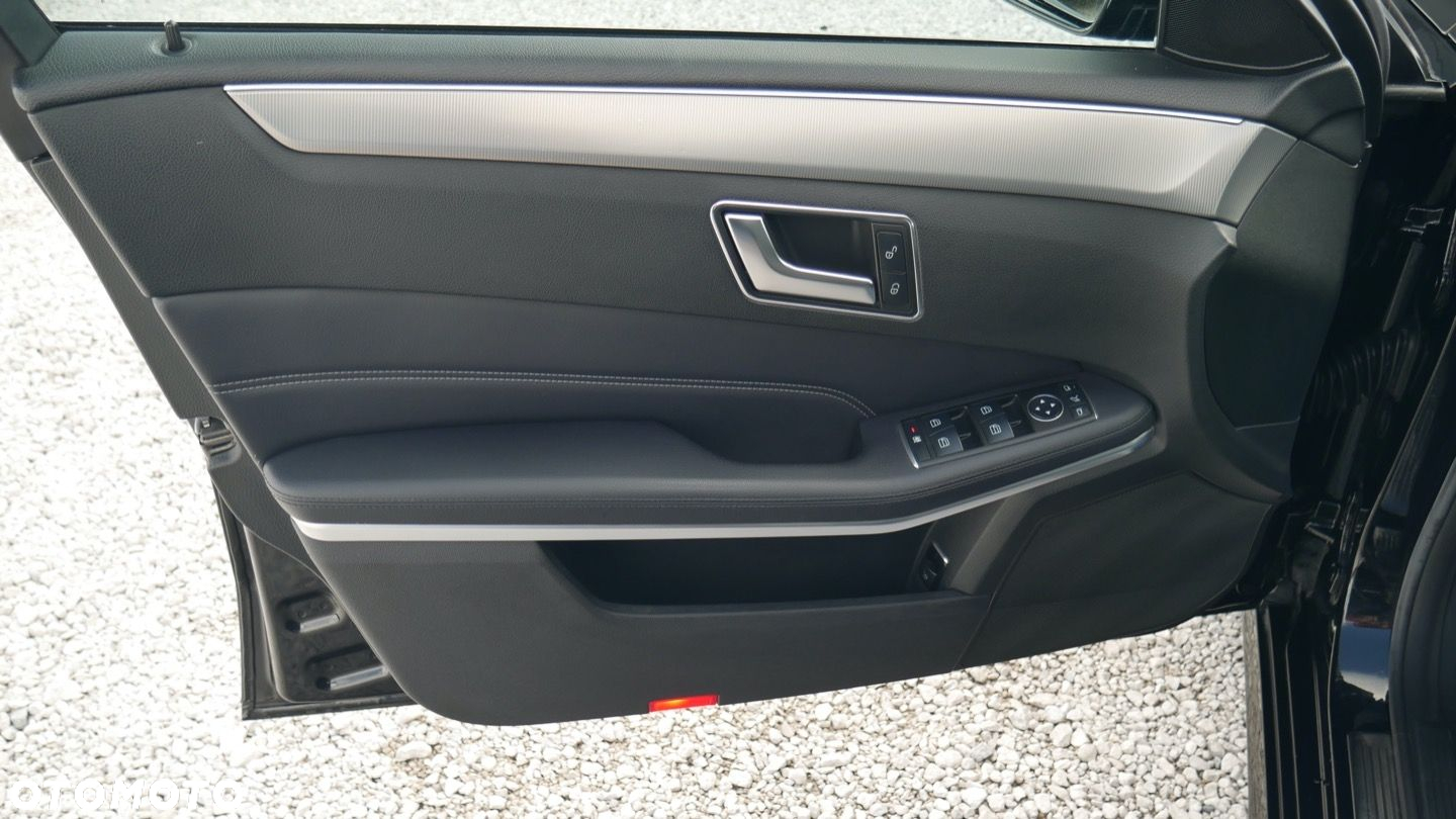 Mercedes-Benz Klasa E - 11