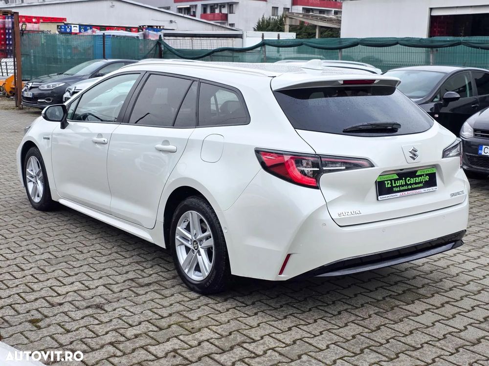 Suzuki Swace 1.8 E-CVT HEV Spirit - 4