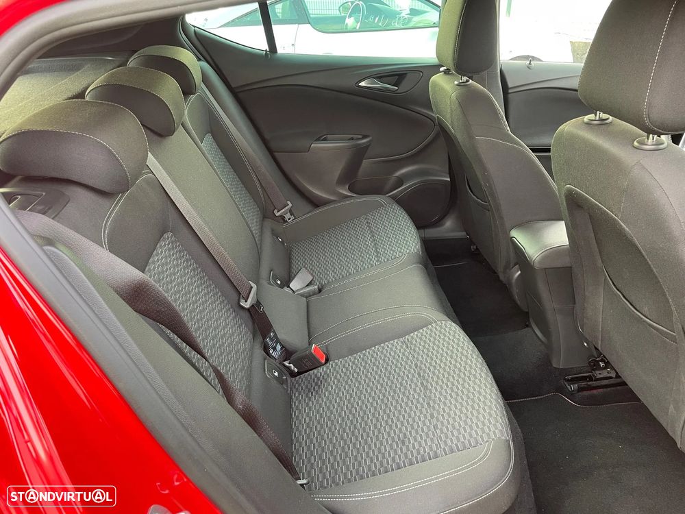 Opel Astra 1.6 T Dynamic S/S - 8