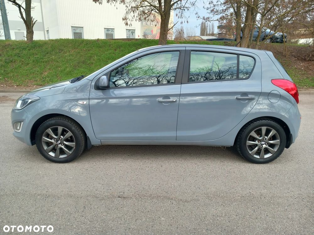 Hyundai i20 1.25 Comfort - 12